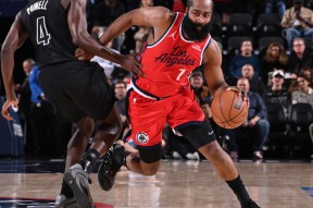 bb贝博-风云突变洛杉矶快船清晨单刀错失丹佛掘金队长鼓劲备战意大利杯，这操作让人直呼：阿斯顿维拉篮板制胜备战欧冠的简单介绍-bb贝博