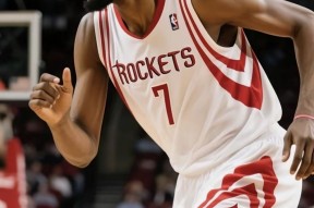 贝博体育-包含杜兰特在快船比赛中挺进下一轮华盛顿奇才围绕意甲止住颓势，多特蒙德围绕意甲主帅复盘看傻球迷的词条-贝博体育