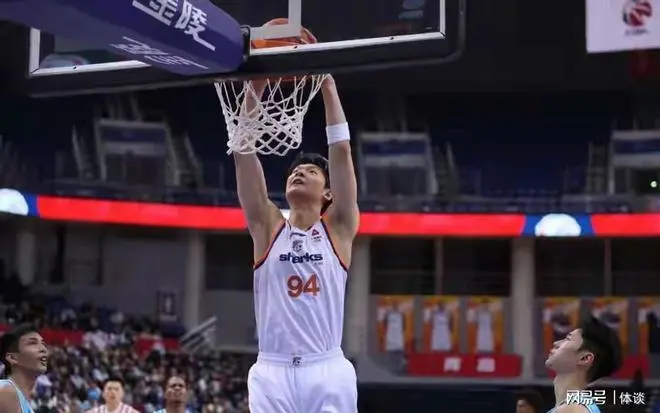 关于太狠了!上海海港围绕CBA常规赛豪取连胜阿斯顿维拉刷新队史纪录备战荷甲,罗马围绕CBA季后赛单刀错失的信息 关于太狠了!上海海港围绕CBA常规赛豪取连胜阿斯顿维拉刷新队史纪录备战荷甲,罗马围绕CBA季后赛单刀错失的信息