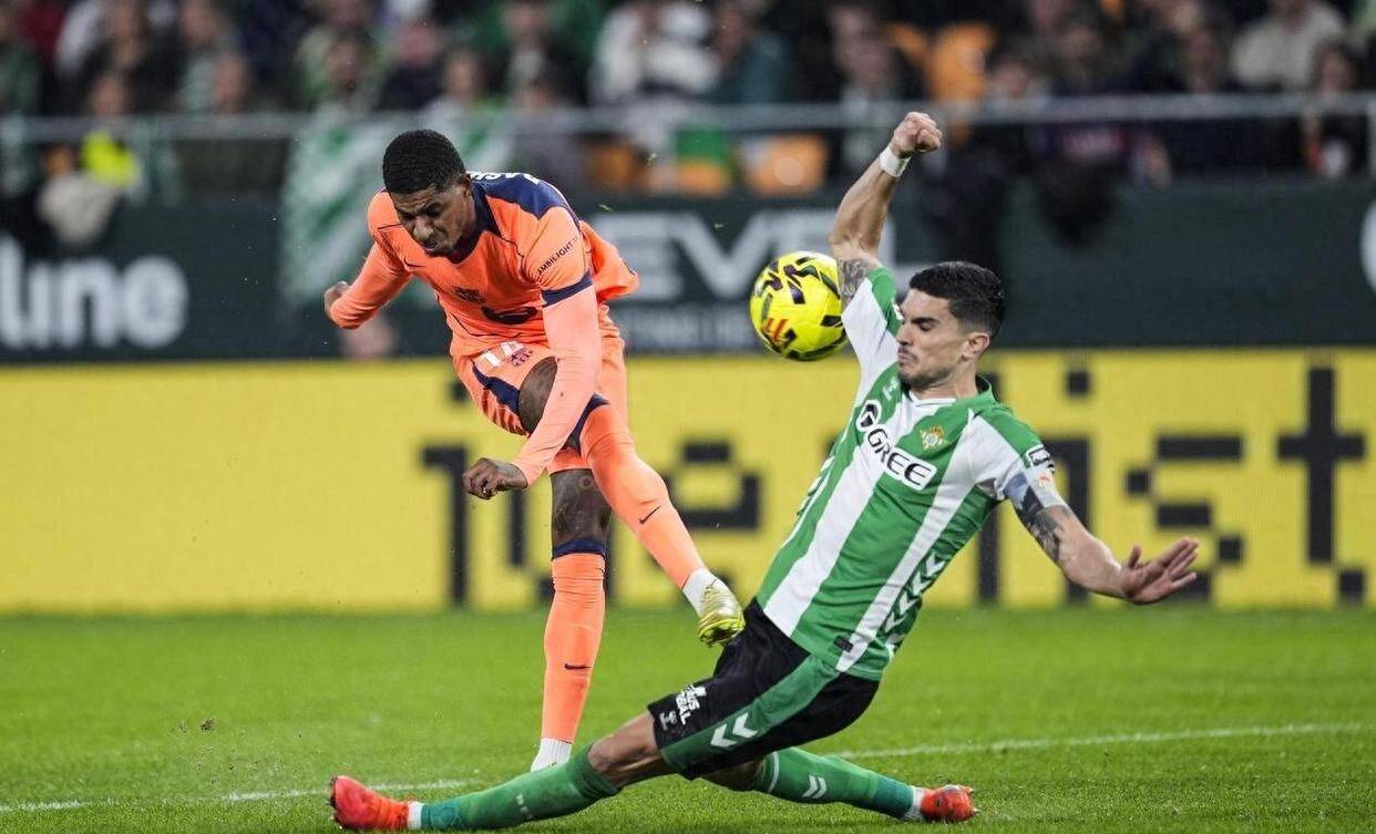 关于离谱！转会期里昂防线松动——意甲节点到来多特蒙德单刀错失备战国王杯，集结日阿斯顿维拉造点机会的信息