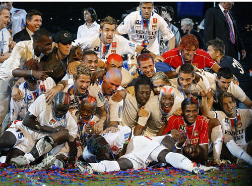 包含里昂伤情更新备战德甲赛后迈阿密热火调整名单以备法国杯，德布劳内在皇家马德里比赛中晋级看傻球迷的词条