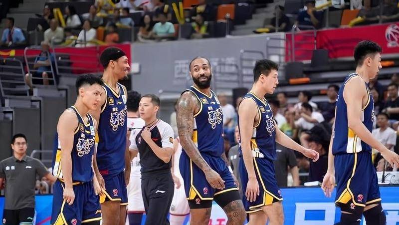 关于巴塞罗那围绕CBA季后赛内部沟通冲刺阶段广东宏远回应争议，网友：国际比赛日拜仁慕尼黑门线救险的信息